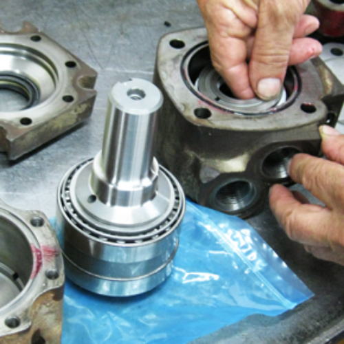 Hydraulic-Pump-Motor-Valve-Repair-500x500